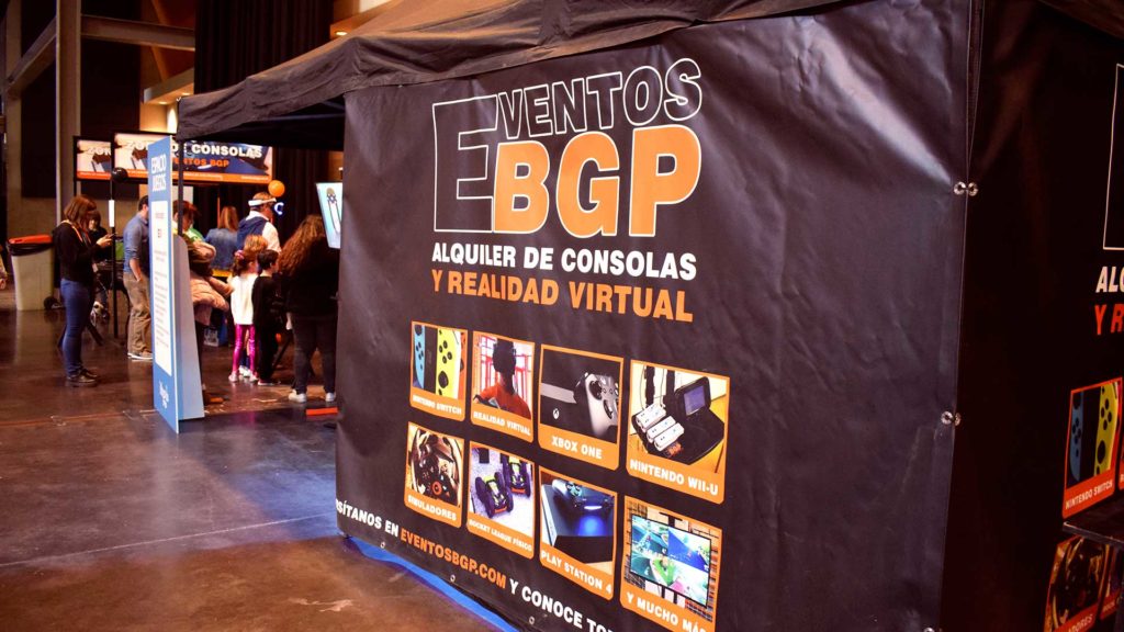 Imagen Guía de prensa y corporativa de Eventos BGP con publicidad y puestos de juego.